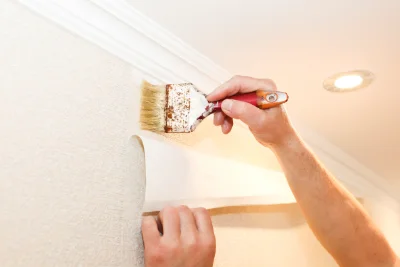Pose de papier peint à Charny — revêtements muraux et toiles de verre